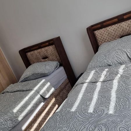Ferienwohnung Balkan แอร์ฟวร์ท ภายนอก รูปภาพ